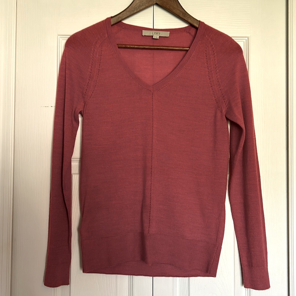 Women’s Light Weight Sweater
